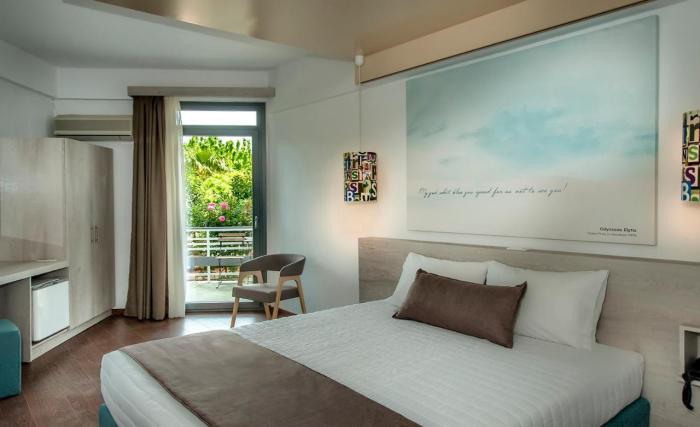 The Grove Seaside Hotel Drepano  Habitación foto